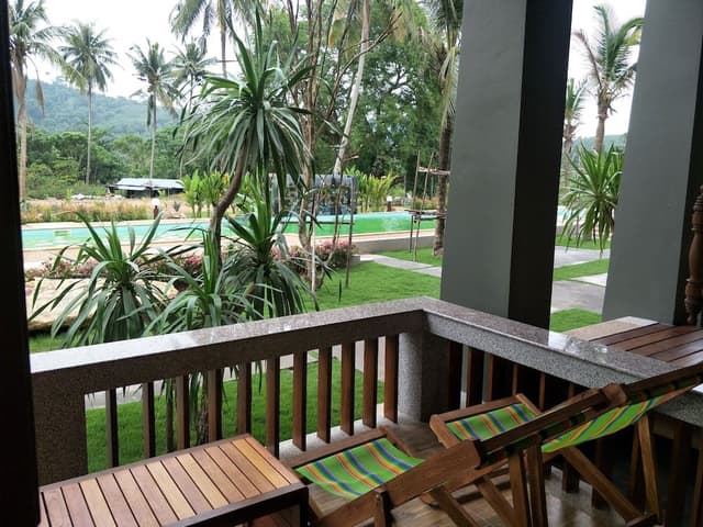 Superior Cabana