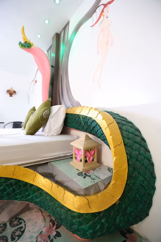 Comfort Bungalow, 1 Queen Bed, Terrace, Lakeside