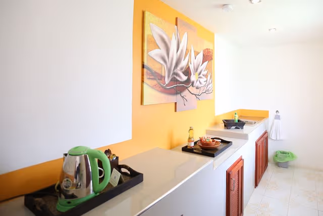 Comfort Bungalow, 1 Queen Bed, Terrace, Lakeside