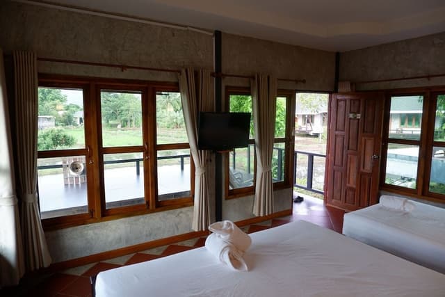 Triple Room