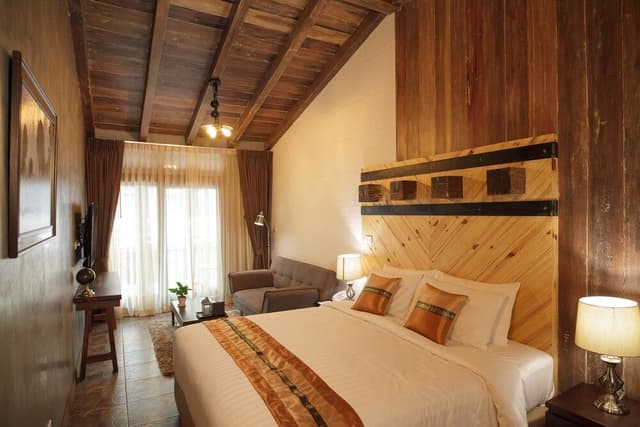Romantic Studio
