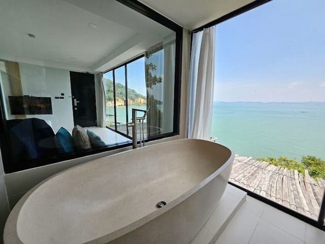 Deluxe Double or Twin Room, Sea View