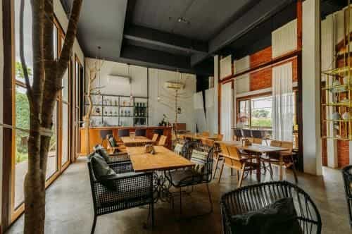 White Wall Riverfront Hotel White Wall Riverfront Hotel