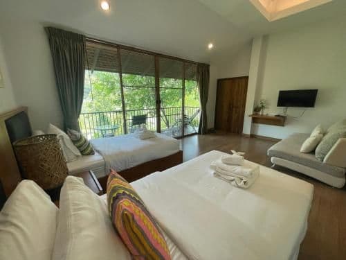 Twin Room with Balcony