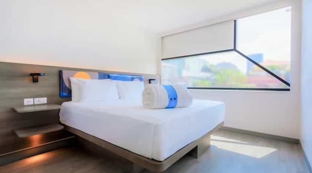 COSI Room (Please show ID card & staff ID card on check in date)