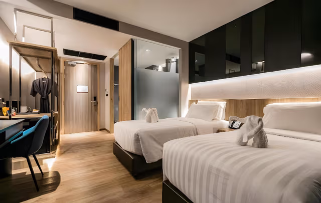 Standard Twin Room