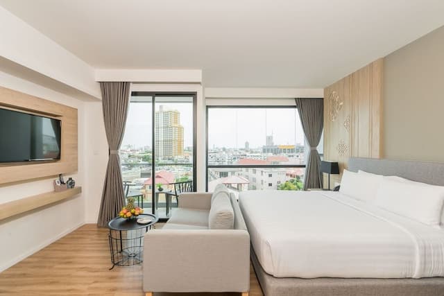 Grand Deluxe Room