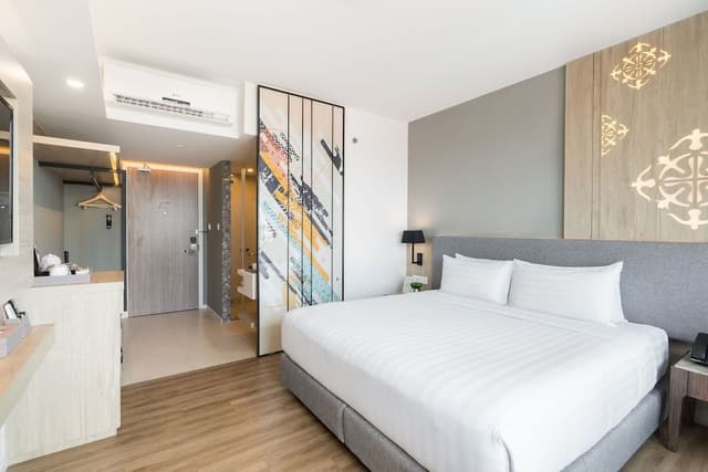 Deluxe Room - Double or Twin