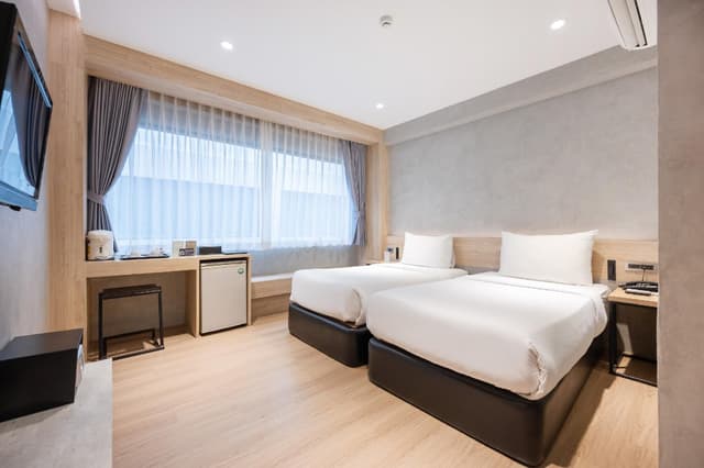 Superior Twin Room