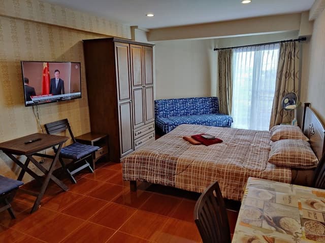 Studio, 1 King Bed, Non Smoking, Partial Sea View