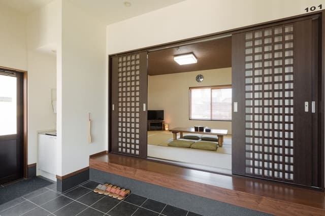 Main Building Japanese Style Room, 5 Single Size Futon (Shared Bathroom)