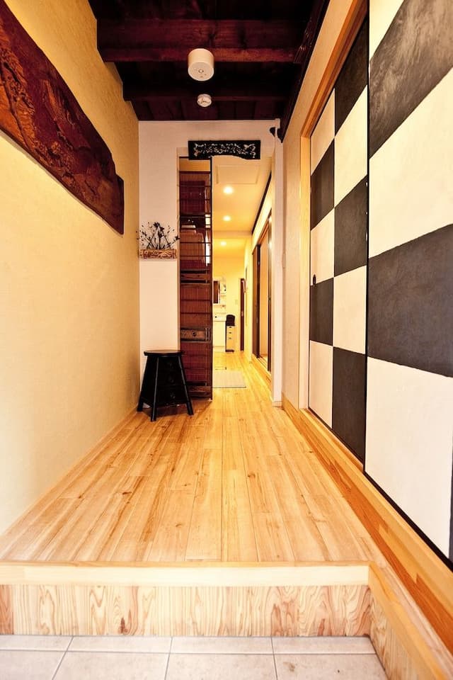 House, Non Smoking