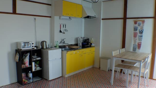 6 bed mixed dormitory