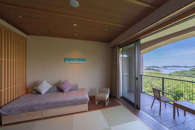 family Suite(With shower booth & Ocean View terrace)(Non-Smoking)