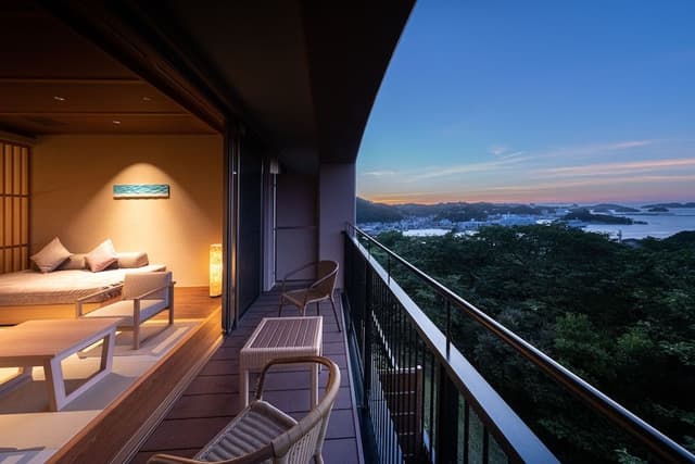 family Suite(With shower booth & Ocean View terrace)(Non-Smoking)