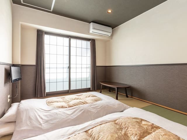 Japanese Room up to 2 guests (Non-Smoking)