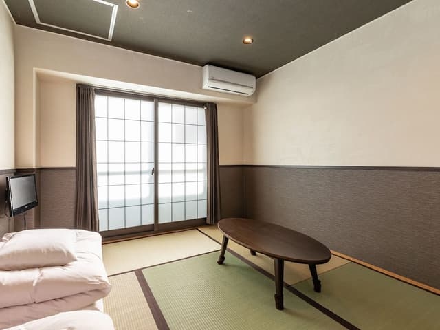 Japanese Room up to 2 guests (Non-Smoking)