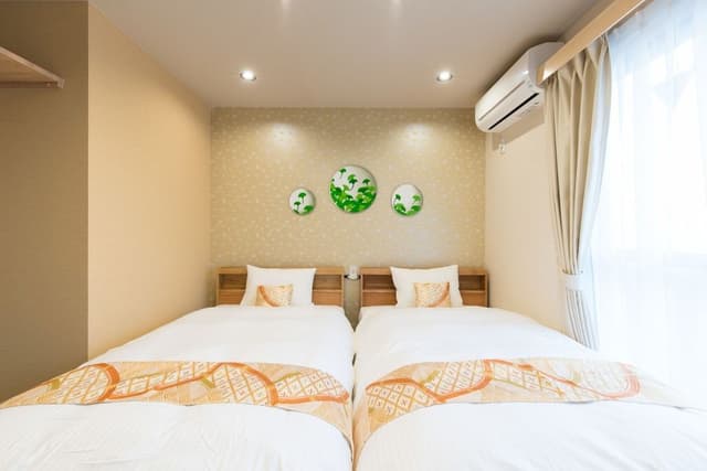 Standard Twin Room