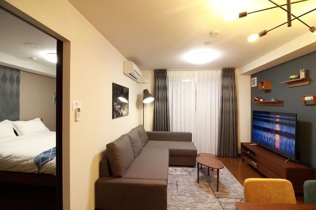 Apartment 501