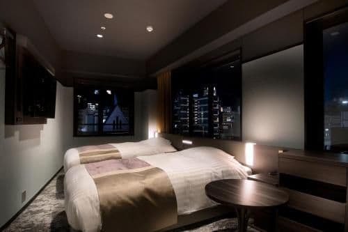 Corner Twin Room