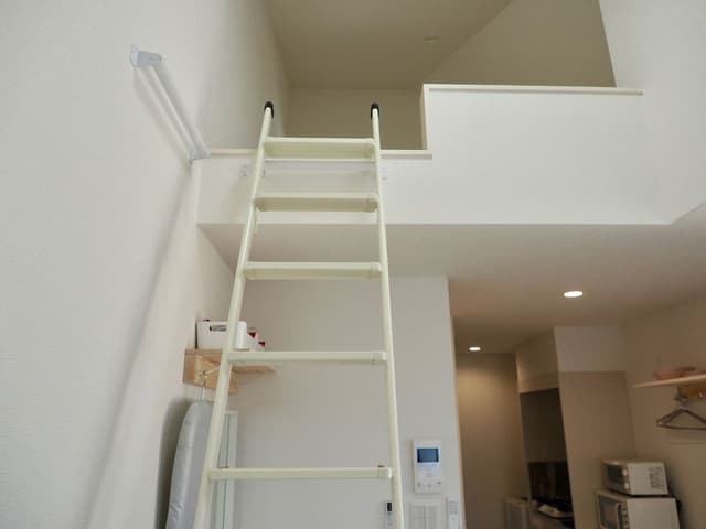 Romantic Apartment, 1 Large Twin Bed, Non Smoking