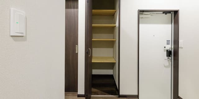 House (103)