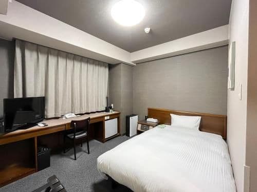 Single Room - Smoking