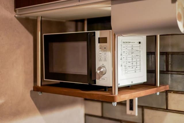 Bunk Bed with 1 Double Bed- Greystone(Please see policies and room information before you book)