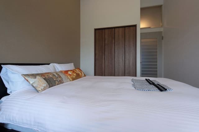 Basic Double Room