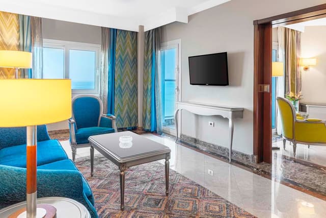 KING SUITE WITH FULL SEA VIEW