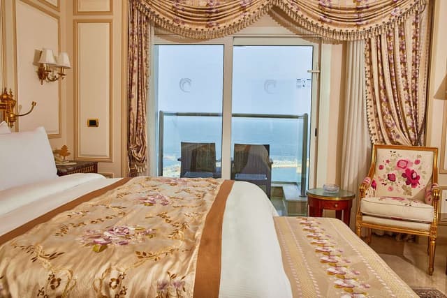 KING ROYAL SUITE WITH PANORAMIC SEA VIEW