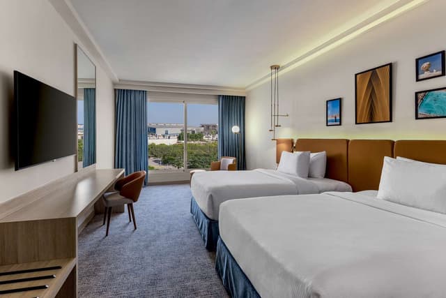 TWIN EXECUTIVE ROOM