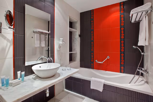 TWIN EXECUTIVE ROOM