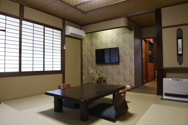 Japanese/Western Style - MOMIJI, Shared Bathroom, Private Toilet with Joshu Beef Dinner