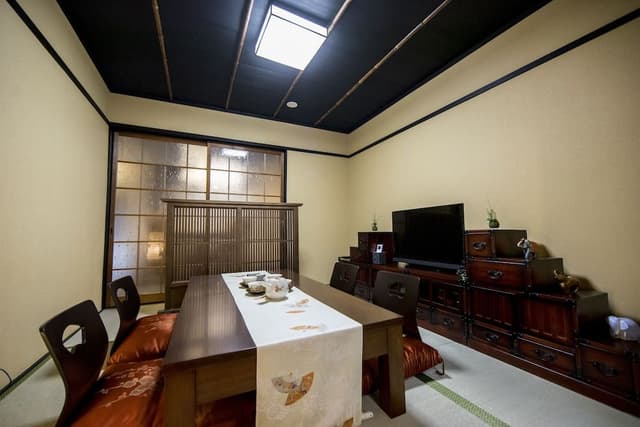 Traditional Townhome, Non Smoking