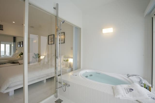 Superior Double Room, 1 Queen Bed, Jetted Tub