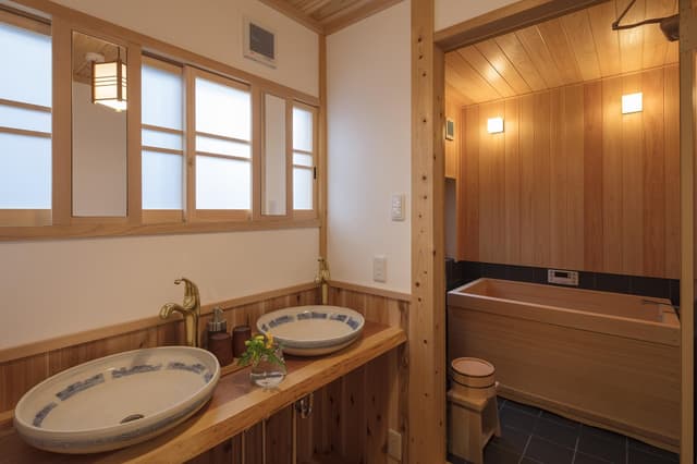 Machiya Traditional Townhouse for 8 People