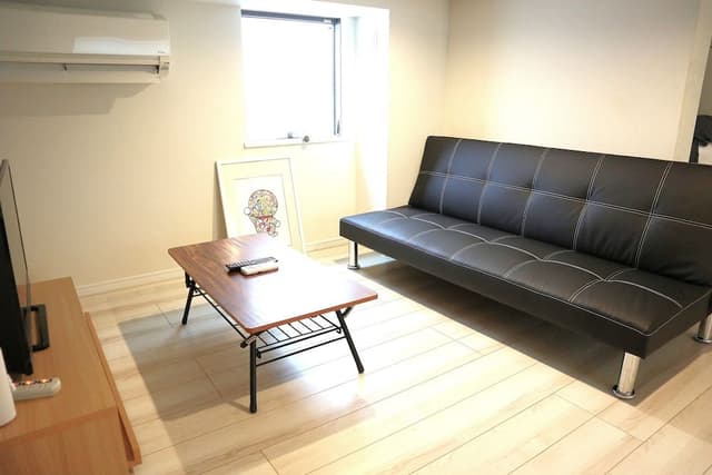Apartment (B102)