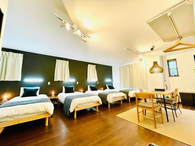 Deluxe Family Room 2F