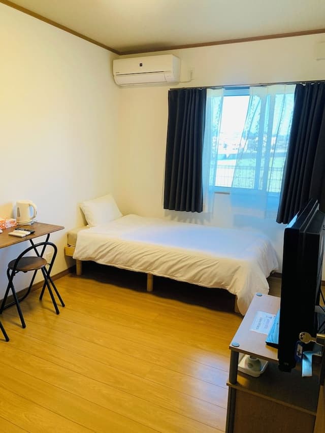 Economy Single Room