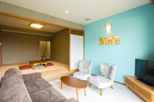 Garden View Modern Japanese-Western Style Room - No Pets Allowed