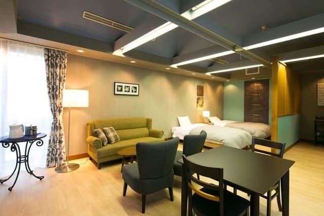 Pet Friendly Deluxe Twin Room