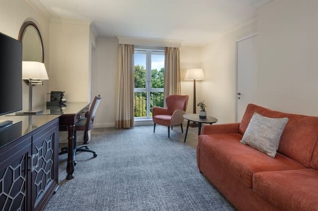 Junior Suite, 1 King Bed