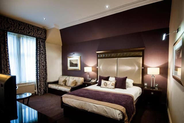 Family Room (No Sea View)