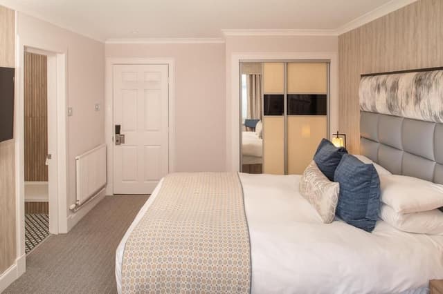 Classic Double Room