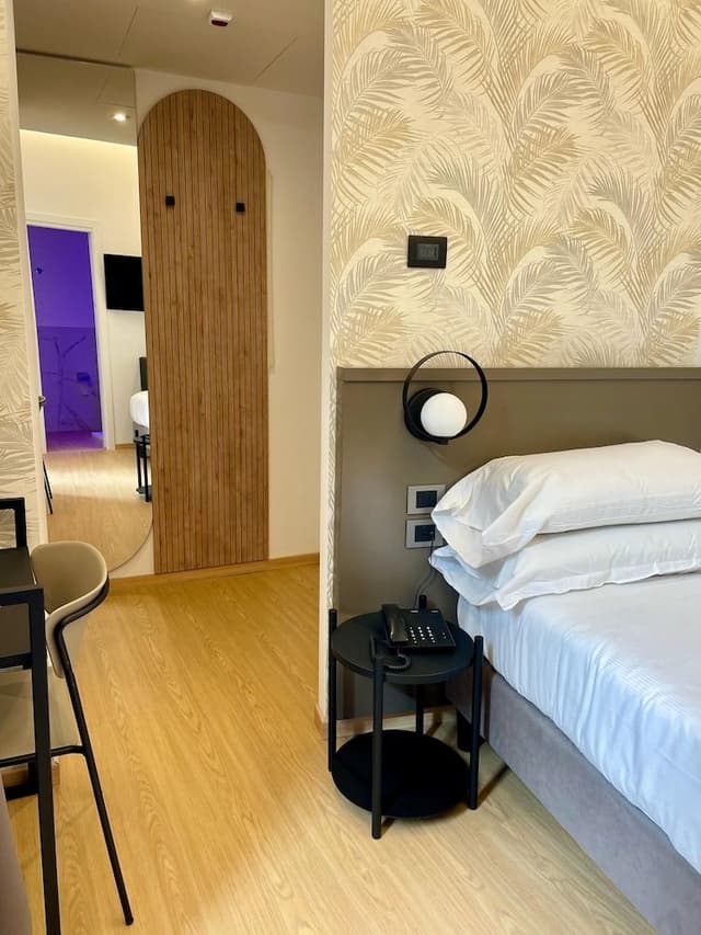 Comfort Single Room