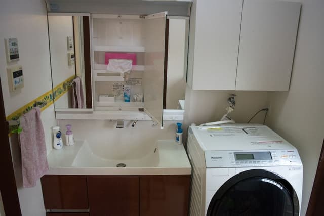 Basic Apartment, 3 Bedrooms (over 5 people are charged extra fee)