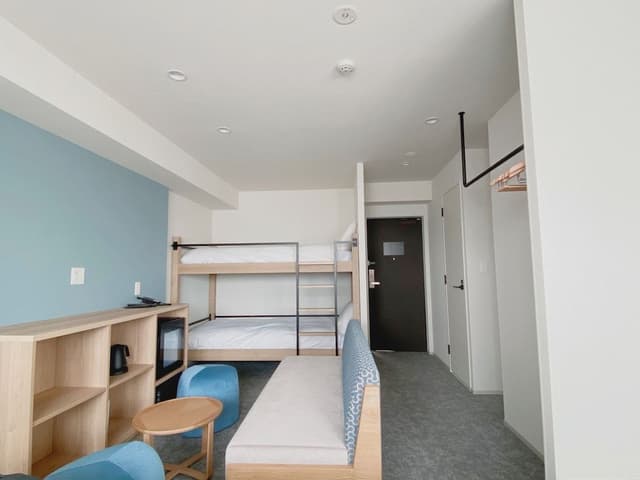 Room for 5 Guests