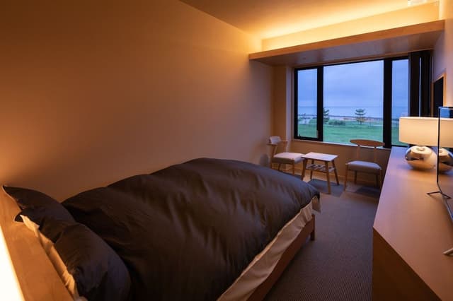 Standard Queen Room, Sea View