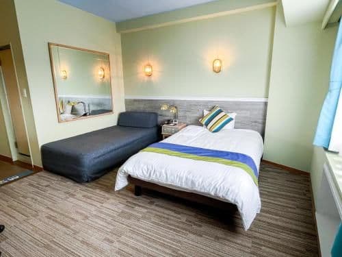 Single Room - Non-Smoking